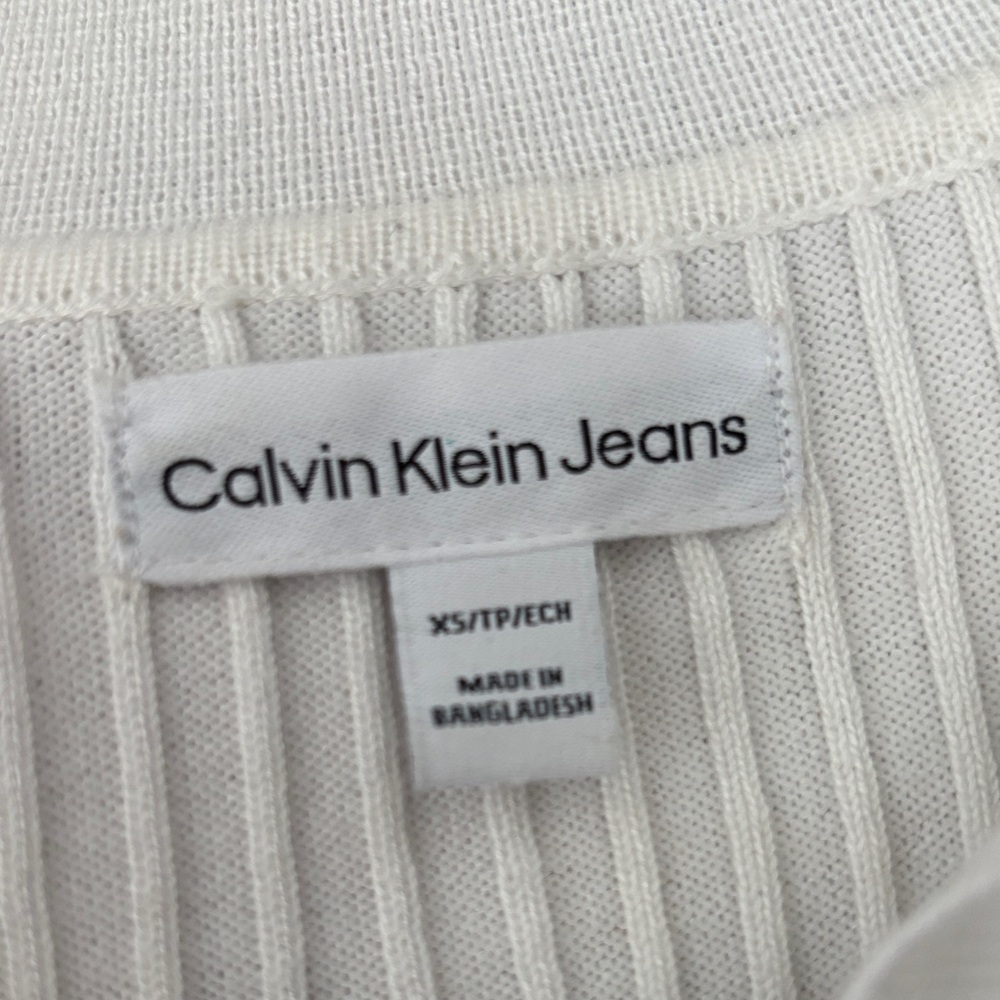 Calvin Klein White Ribbed Sweater - Picture 2 of 2